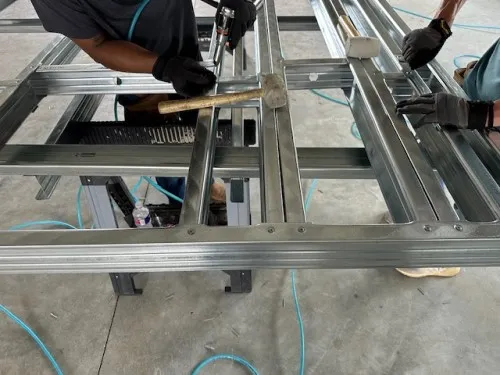 Installing rivets